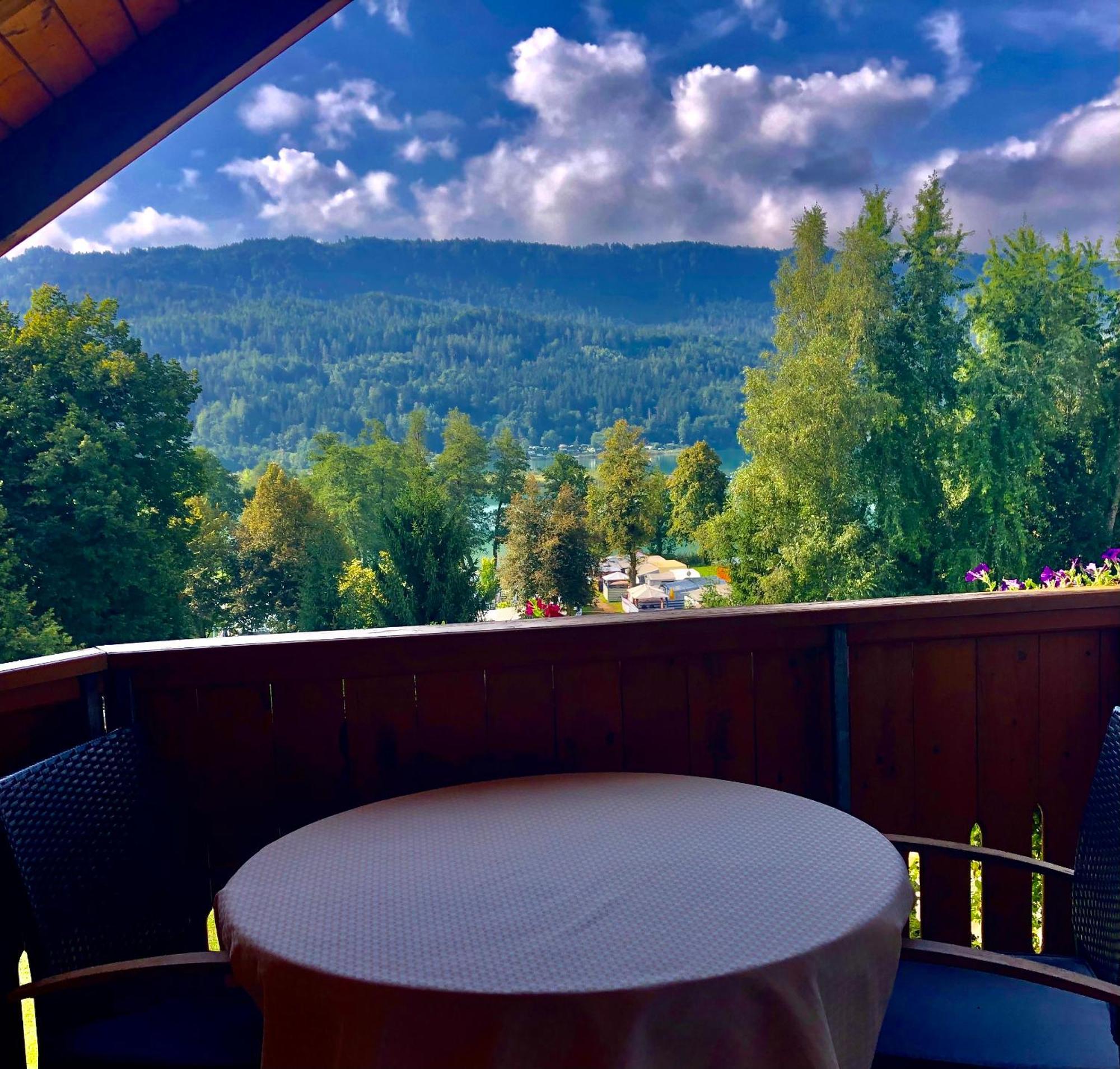 Landhaus Scherling Lägenhet Keutschach am See Exteriör bild